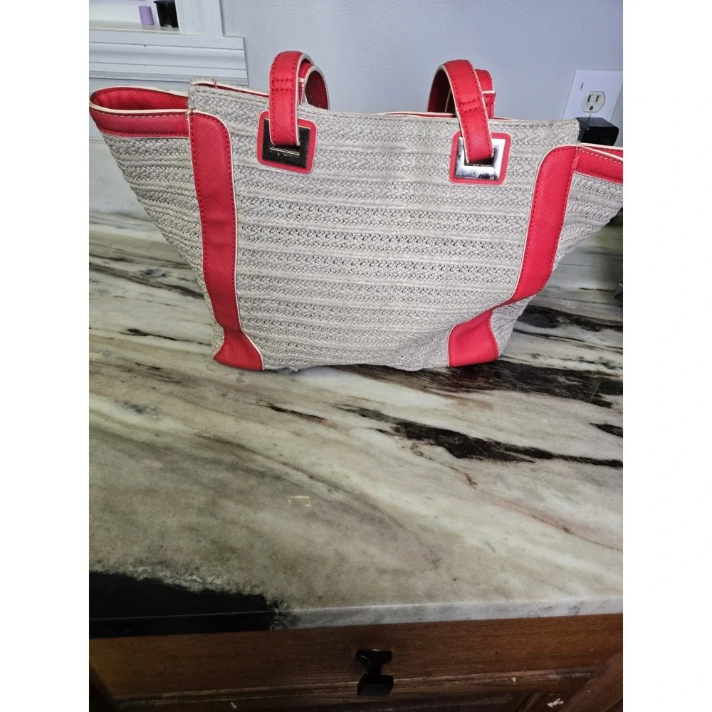 Women's Simply Vera Vera Wang Tote Bag Red Straw‎ Shoulder Bag Purse